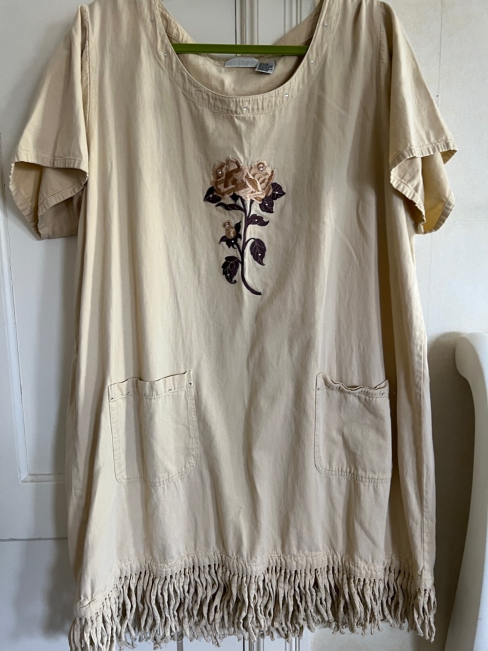 Las Olas Creamy Beige Floral Embroidered Fringe Hem Dress